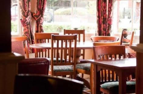 Toby Carvery Old Windsor By Innkeeper'S Collection エクステリア 写真